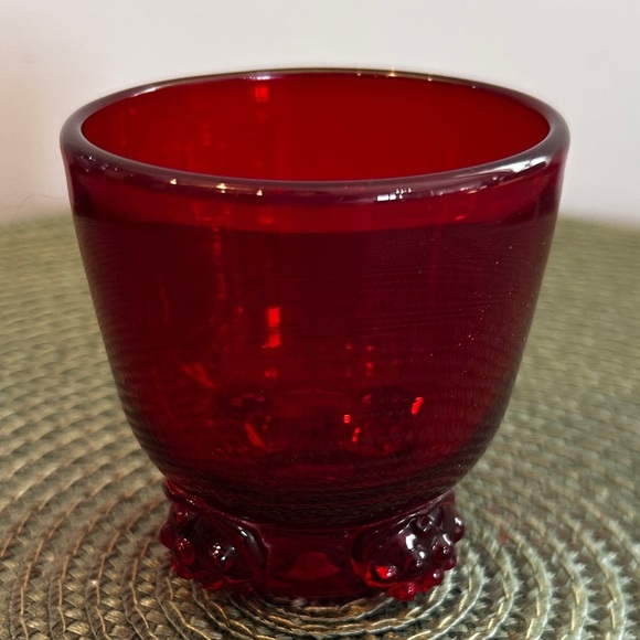 Blenko Applied Rosette Ruby Red Whiskey Tumblers or Shot Glass in pristine shape - Picture 3 of 8